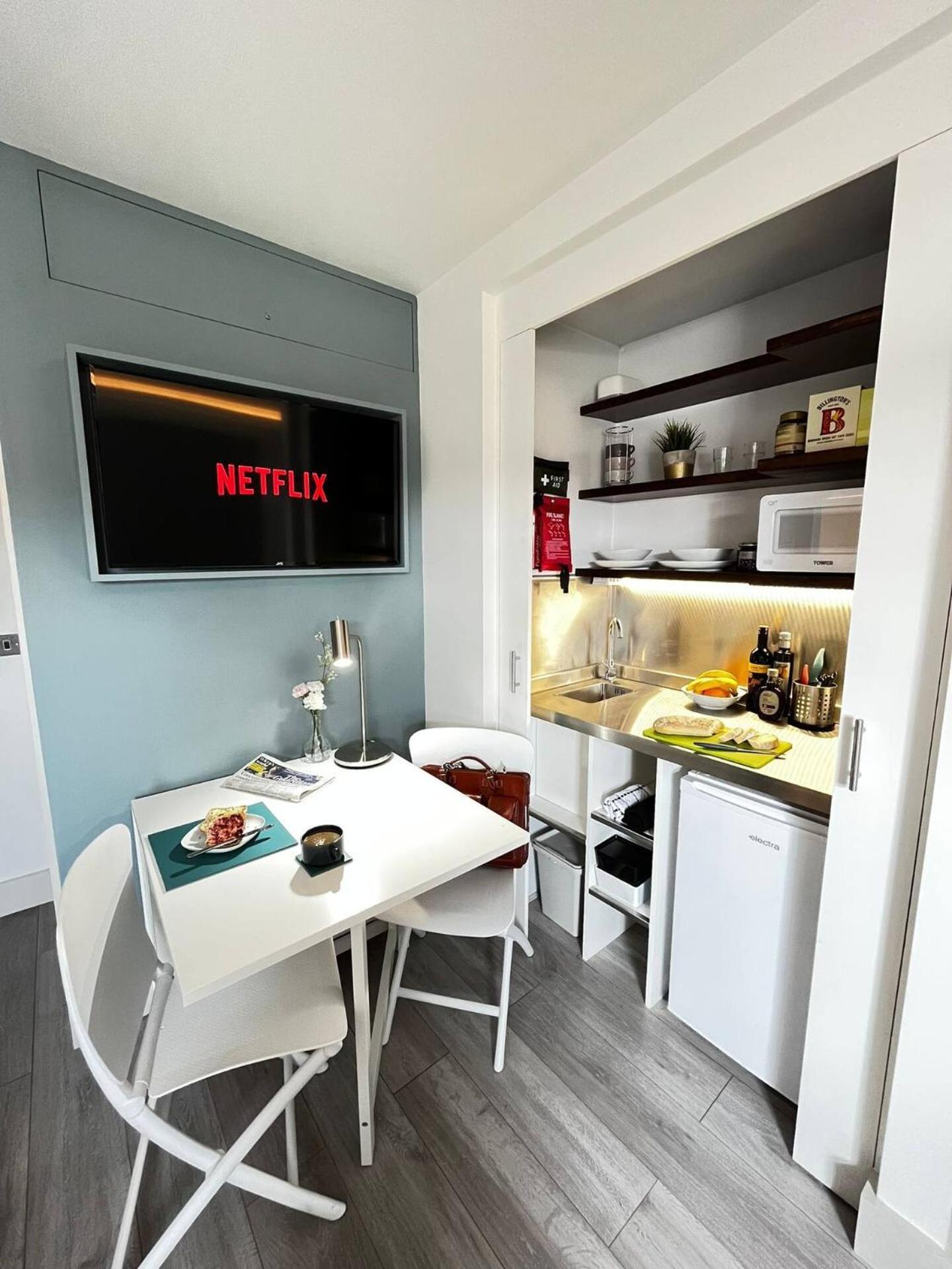 Apt 09 Stylish Studio Steps From Sea & Promenade ブライトン エクステリア 写真