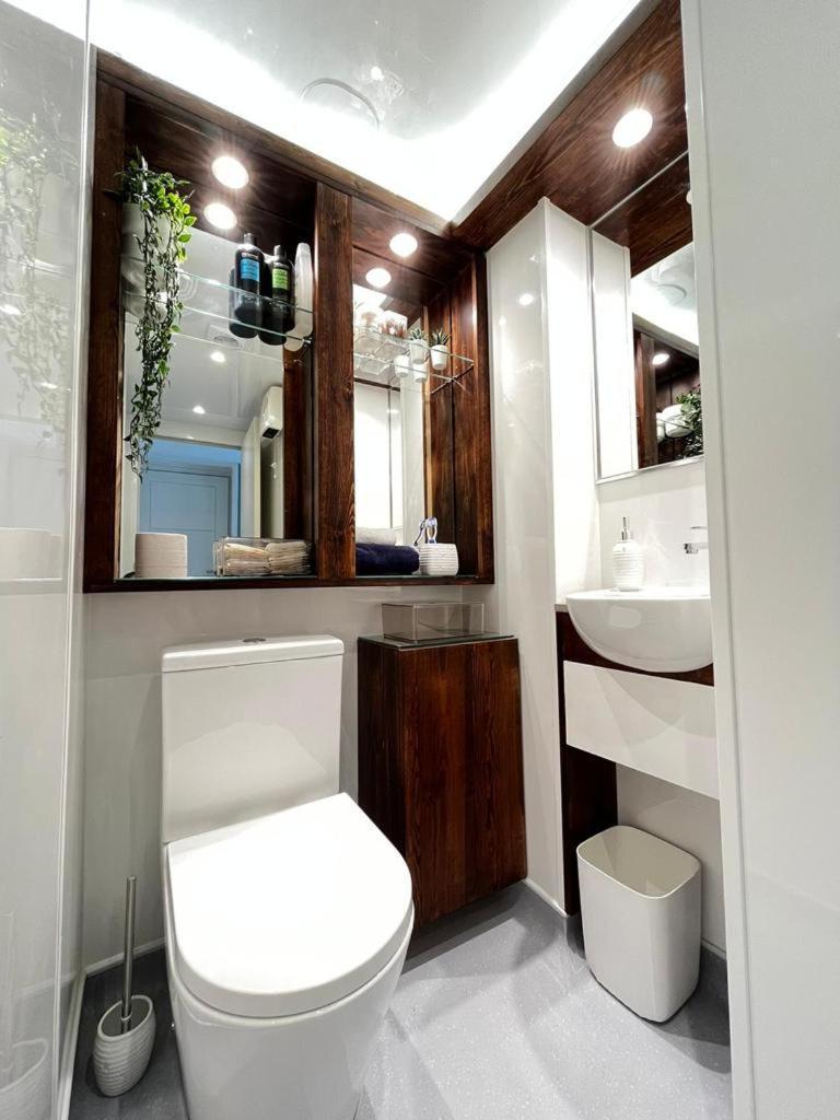 Apt 09 Stylish Studio Steps From Sea & Promenade ブライトン エクステリア 写真